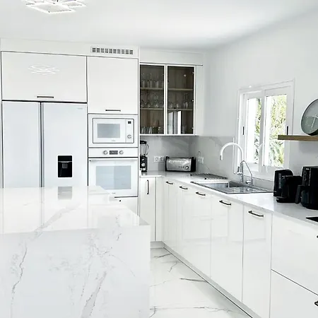 Stunning Sea View With 6 Bedrooms & Heated Pool - Renaissance Πλάγια Μπλάνκα