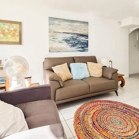 Stunning Sea View With 6 Bedrooms & Heated Pool - Renaissance Willa *