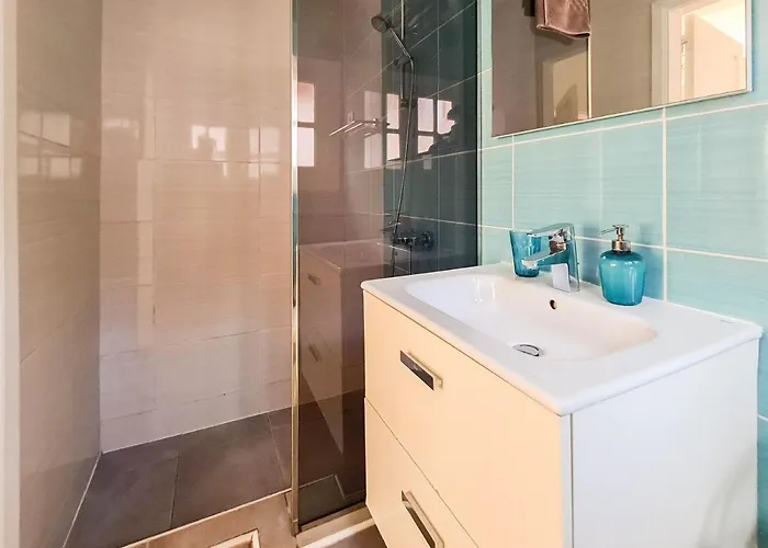 Stunning Sea View With 6 Bedrooms & Heated Pool - Renaissance Vila